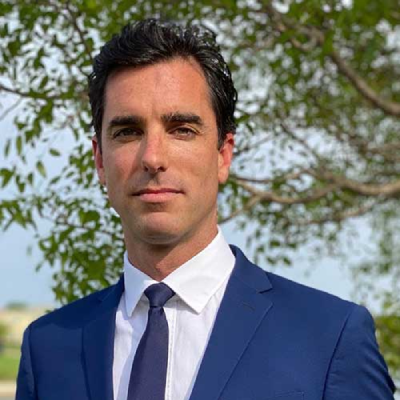 Winston Cuenant Esq attorney photo